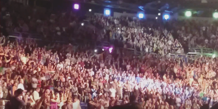 VIDEO: Hair-raising footage of Irish UFC fans singing during Aisling Daly’s walkout