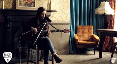 Sunday Sessions – Niamh Crowther