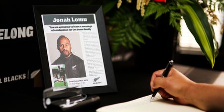PIC: Dan Carter pays an incredibly heartfelt tribute to the late Jonah Lomu