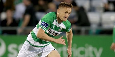 Damien Duff has announced his retirement from football