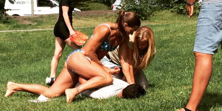 PIC: Man in Sweden steals phone from sunbathing woman, but she’s an off duty police officer