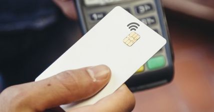 Here’s why you should never hand your card over when paying contactless