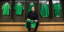 “I’d rather have a couple of mates than a couple of medals” – Jason McAteer responds to Roy Keane comments