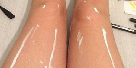Everyone’s getting fooled by this optical illusion of some shiny legs