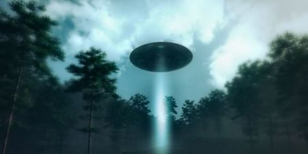 Pilots in two different planes report UFO sighting in the same location within minutes of each other