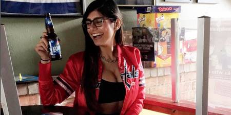 Pornstar Mia Khalifa tries to troll NBA star online, the obvious gets pointed out