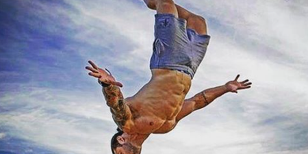 Military trainer reveals his tips for core work that will give you a six pack