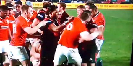 WATCH: Peter O’Mahony steps up for his Lions teammates, takes on three separate Crusaders at once