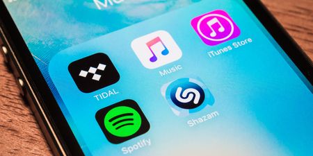 PIC: Trick on your iPhone will make your music louder without the need for a speaker
