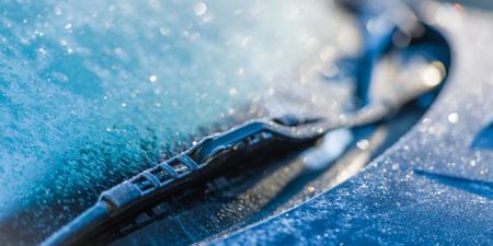 Ahead of tonight’s big freeze, here’s a simple trick for defrosting your windscreen in seconds