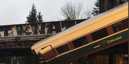 Fatalities reported as Amtrak train derails in Washington