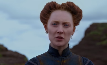 #TRAILERCHEST: Saoirse Ronan and Margot Robbie shine in the trailer for Mary, Queen of Scots