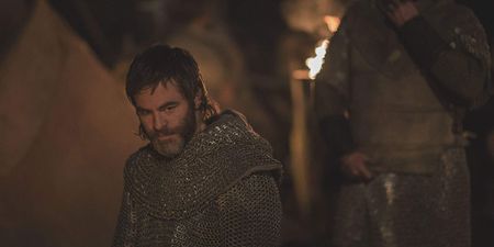 Chris Pine’s new war movie about the life of Robert The Bruce arrives on Netflix this week. Is it any good?
