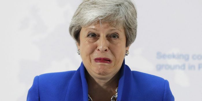 Theresa May resigns