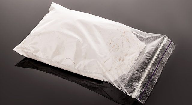 Man dies cocaine flight