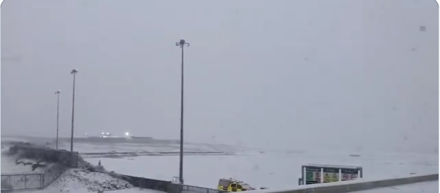 Knock Airport snow