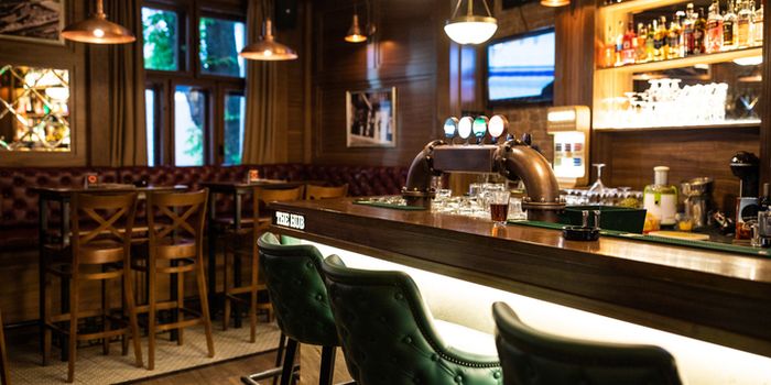 pubs open Ireland