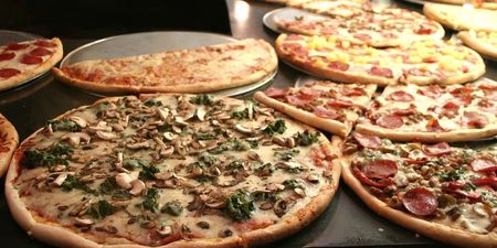 Ranking every pizza topping from worst to best