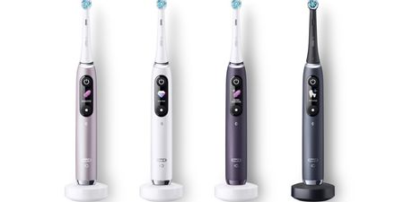 The Oral B iO Series 9 – A smart toothbrush with brilliant cleaning and a steep price