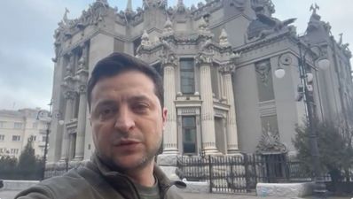Assassination plot against Volodymyr Zelensky foiled, say Ukrainian authorities