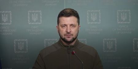 100,000 people trapped in Mariupol in “inhumane conditions”, says Zelensky