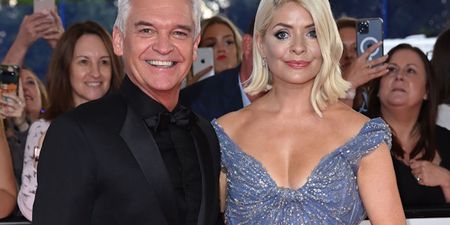 WATCH: Holly Willoughby and Phillip Schofield speak out against queue-jumping claims