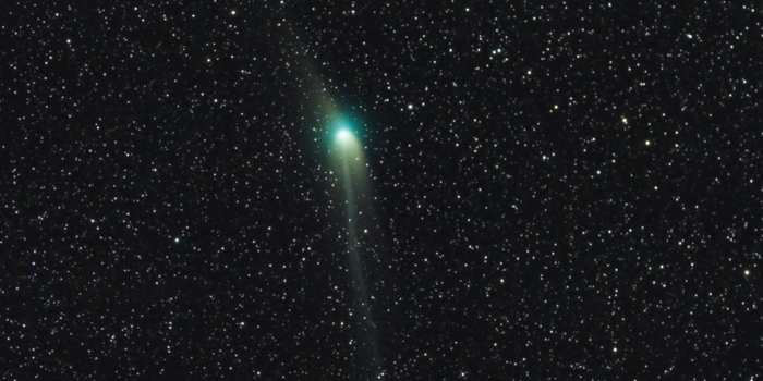 Green comet earth