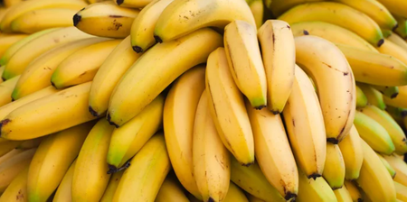 Thrifty shopper peels bananas before weighing them to save money