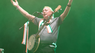 Wolfe Tones issue rapid response after being accused of glorifying ‘terrorist group’