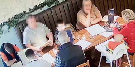 Family of eight slammed for ordering €380 meal and leaving without paying bill